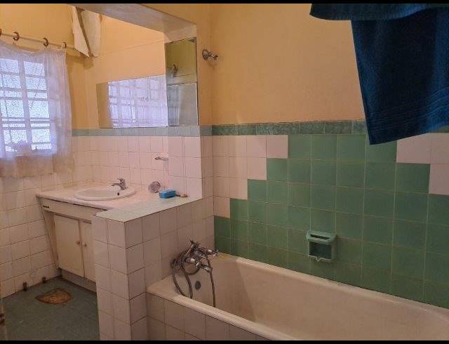 3 BEDROOM HOUSE FOR SALE IN KENSINGTON